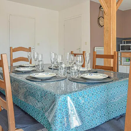 Maison Entre Terre Et Ver (Manche)