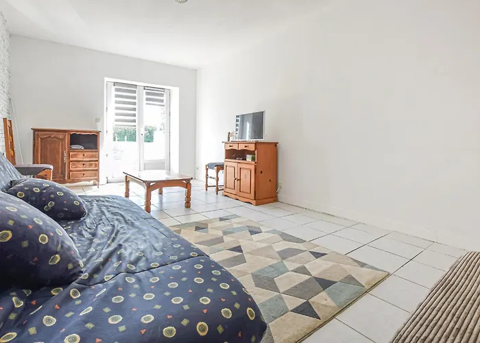 Maison Entre Terre Et Hébergement de vacances