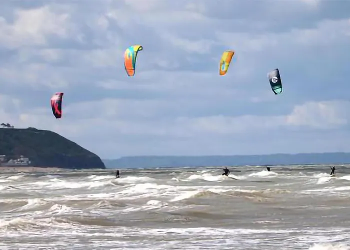 Maison Entre Terre Et * Ver (Manche)